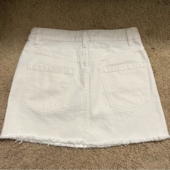 NWOT {We The Free} by Free People zip it up mini white distressed denim skirt. - Picture 11 of 15